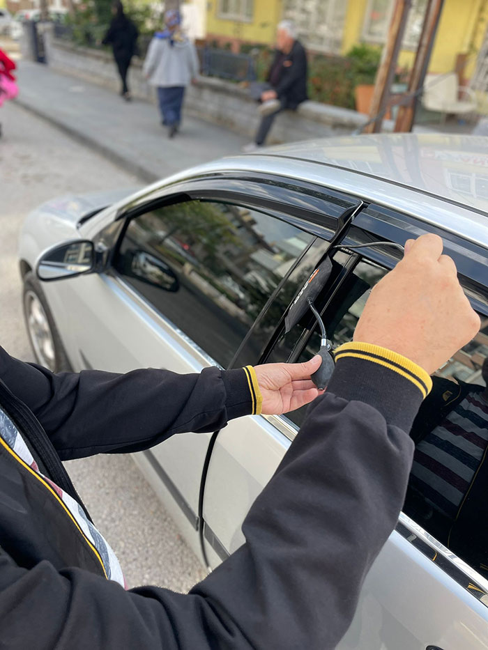 Kozaklı Oto Kilitçisi